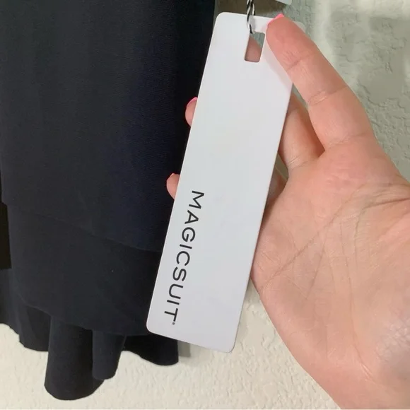 Magicsuit Womens black Jolene layered Tankini swim top 8 NWT